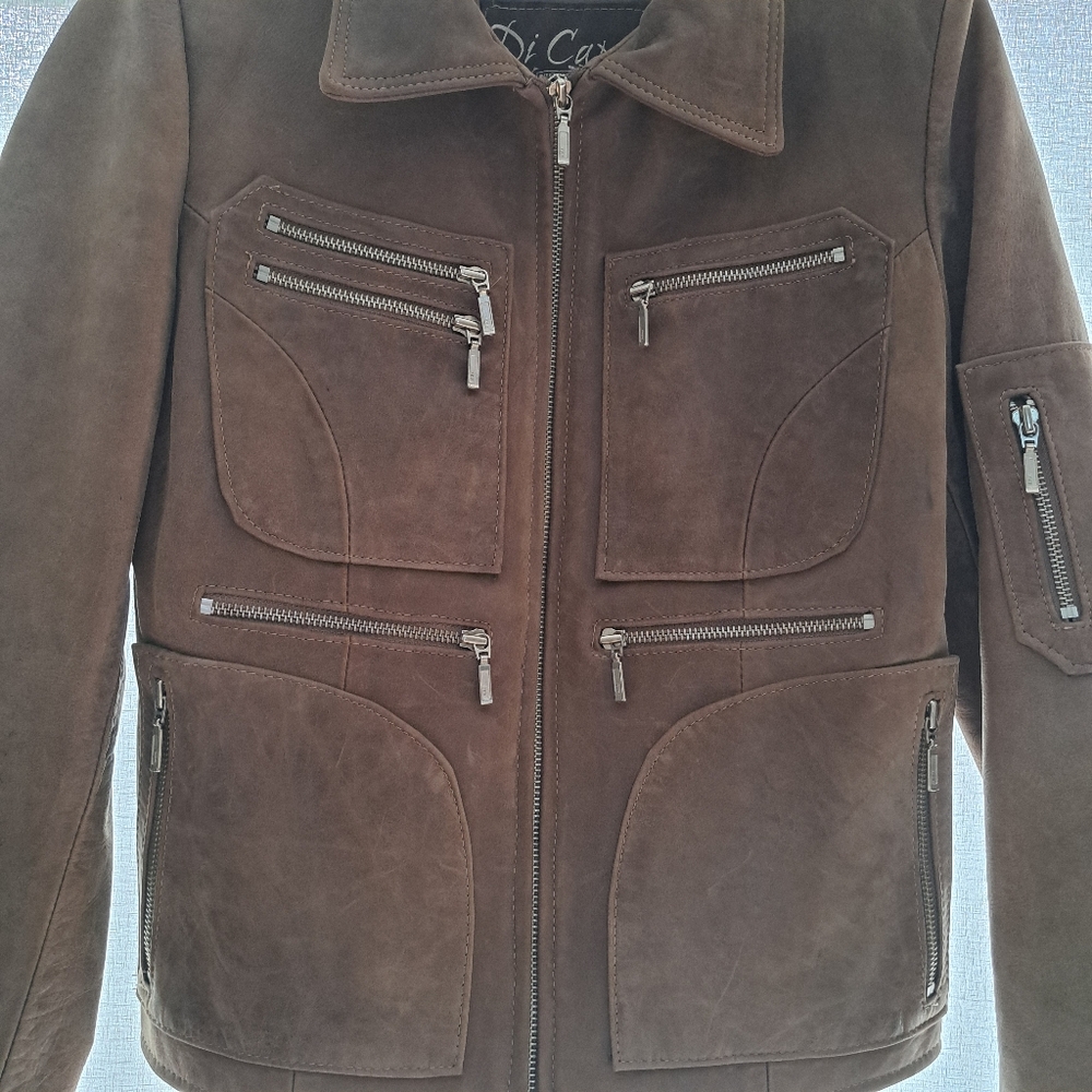 Like new Leather jacket - Picture 6 of 12